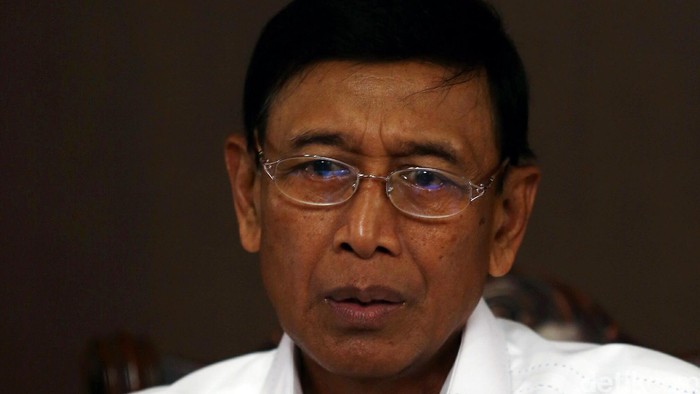 Wiranto Buka Bersama di Rumah Menteri Yuddy