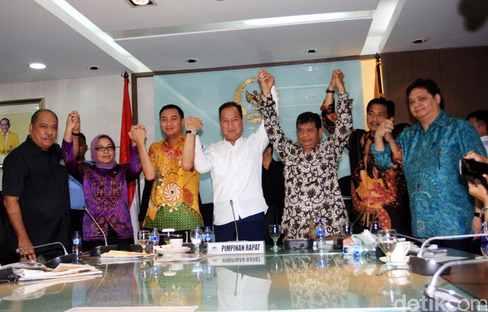 Kubu Agung: Pimpinan DPR Tak Profesional, Memalukan, dan Bohong!