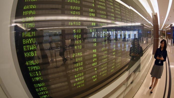 Jelang Penutupan, IHSG Tiba-tiba Melesat ke 5.884
