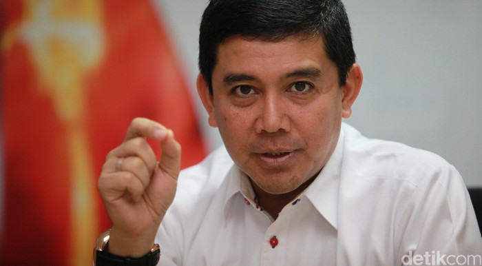 Guru Dilarang Ikut HUT PGRI, Menteri Yuddy: Ikut Aturan PNS Dong!