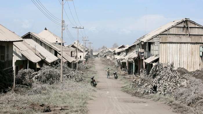 Bencana yang Diubah Jadi Penyerap Limbah Logam Berat oleh 2 Pemuda Solo