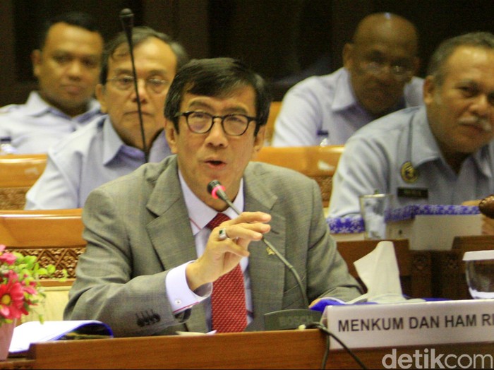 Menteri Yasonna Diminta Sejalan dengan Jokowi Tolak Revisi UU KPK