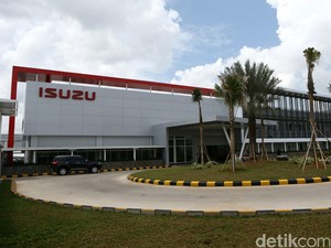 Relokasi Pabrik UD Trucks dari Thailand ke Fasilitas Isuzu di Karawang Sudah Mulai?