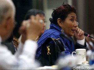 Menteri Susi Cabut Izin 5 Perusahaan Ikan Besar Nakal