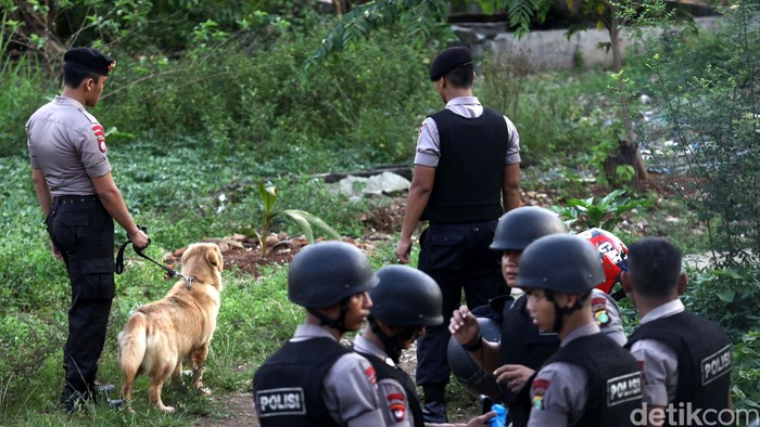 Polisi Cek Benda yang Meledak dan Tewaskan 2 Warga di Makassar