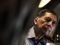 Instruksi Juwono: Seragam Murid Baru Tak Harus Anyar