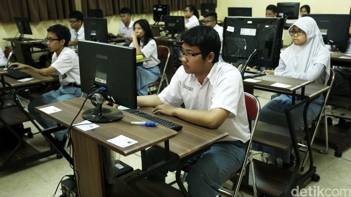 Mendikbud: Pelaksanaan UN Berbasis Komputer Meningkat Drastis Dalam Setahun