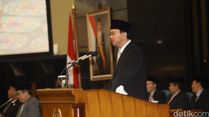 Sanggupkah DPRD DKI Rampung Bahas Anggaran Setebal Ini Sebelum Tahun Baru?