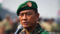 Yang pertama ada Jenderal (Purn) Moeldoko. Ia kini menjabat sebagai Kepala Staf Presiden. Foto: Agung Pambudhy