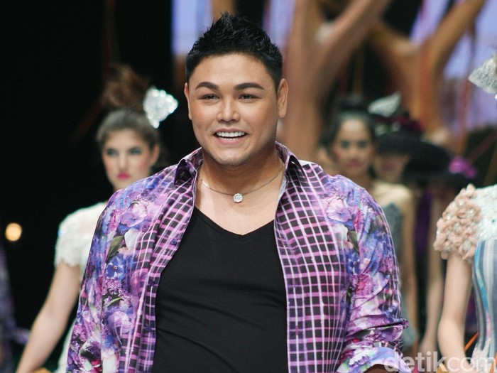 Cieee... Ivan Gunawan Sedang Jatuh Cinta