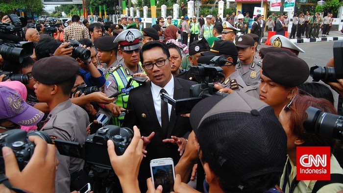 Ridwan Kamil Akan Bantu Persib Bisa Gunakan Stadion Gedebage