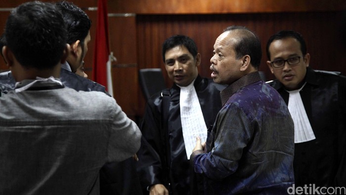 Sutan Bhatoegana Jalani Sidang Vonis Hari ini