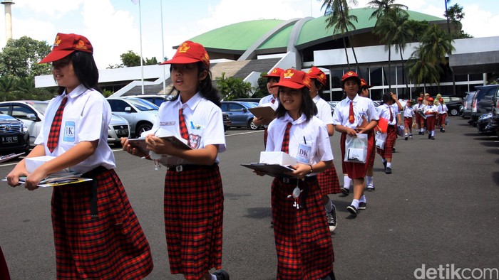 Dua Partai Pecah, Kerja DPR Ikut Mentah