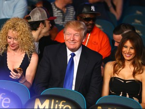 Bakal Capres AS Donald Trump Sebut Migran Meksiko Pemerkosa