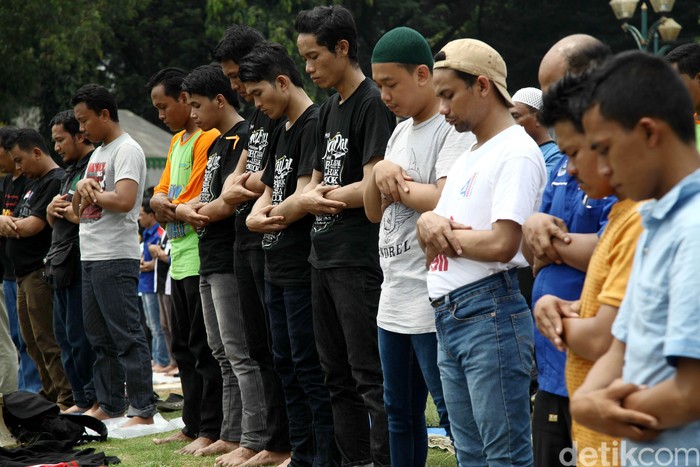 Cek Jadwal Sholat Atau Waktu Sholat Jakarta Dan Seluruh Indonesia