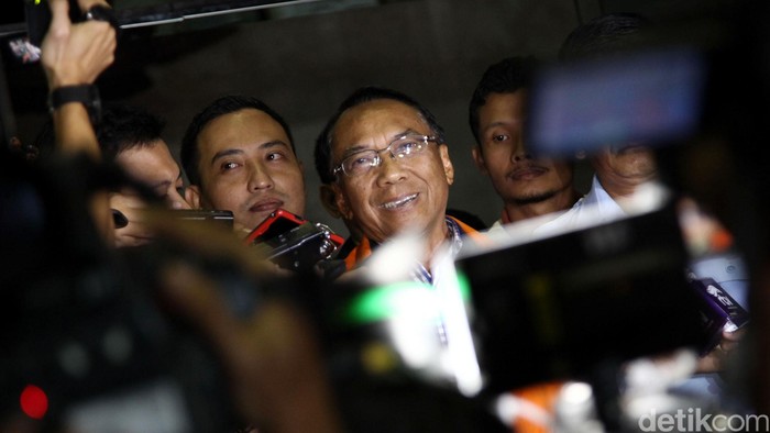 Kabag ESDM Diminta Setor Uang untuk Operasional Jero Wacik