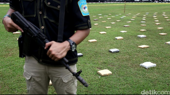 Akhirnya Dewi Pencabut Nyawa Jatuhkan Vonis Mati ke-7 kepada Jamil