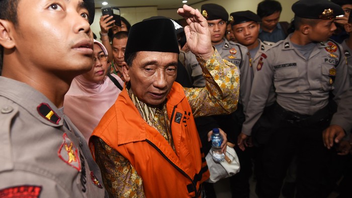 Politik Dinasti Berujung Korupsi