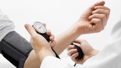 Hal-hal yang Perlu Diperhatikan Saat Pasien Hipertensi Berpuasa Hal-hal yang Perlu Diperhatikan Saat Pasien Hipertensi Berpuasa