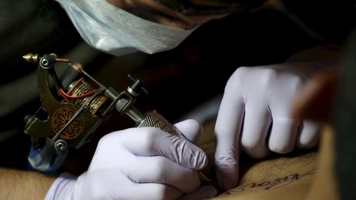 Ini Bahayanya Jika Anak Usia Dini Sudah Coba-coba Pakai Tato Ilegal