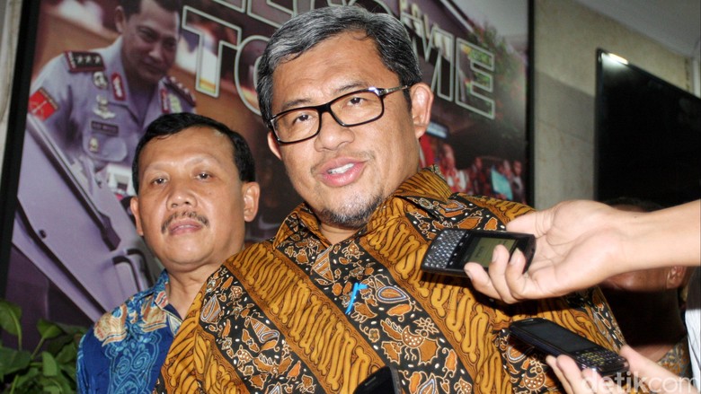 Demi PON, Dana Bantuan Gubernur Rp 100 Juta untuk Desa di Jabar Distop Sementara Demi PON, Dana Bantuan Gubernur Rp 100 Juta untuk Desa di Jabar Distop Sementara