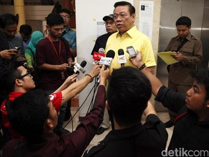 Agung Laksono Minta Novanto-Fadli Zon Beri Penjelasan ke MKD Soal Trump