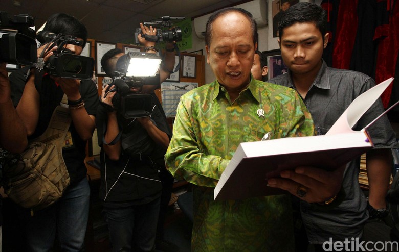 Wawancara Lengkap dengan Menristekdikti soal Rektor Asing Dongkrak Ranking Wawancara Lengkap dengan Menristekdikti soal Rektor Asing Dongkrak Ranking