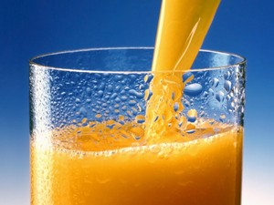 Minum Jus di Tempat Umum Saat Ramadan, 4 Pemuda Maroko Diadili