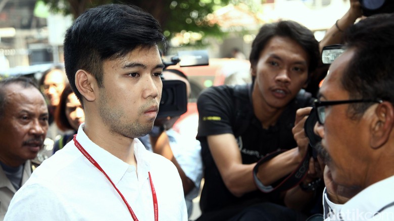 Christopher Pengendara Maut di Pondok Indah Dituntut 2,5 Tahun Bui Christopher Pengendara Maut di Pondok Indah Dituntut 2,5 Tahun Bui