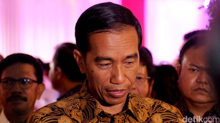 Jelang Ramadan, Jokowi Perintahkan Menteri Turun ke Pasar