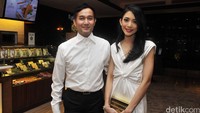 Aldi Bragi dan Ririn Dwi Ariyanti menikah sejak 11 Juli 2010. Foto: Noel