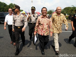 Jokowi Diserang Tagar Negatif, Mensesneg: Perbaikan Sedang Dilakukan!
