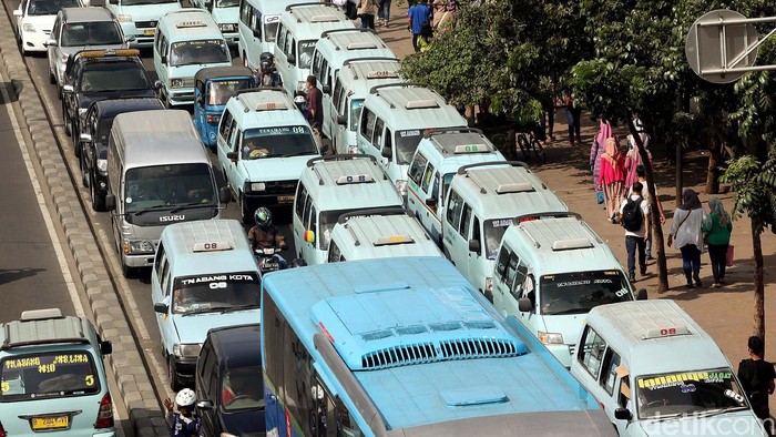 Dishub Jakbar akan Tertibkan Terminal Bayangan