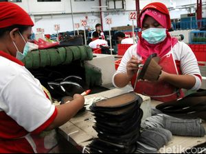 Rugi Rp 40 M di Semester I, Bata Setop Produksi Alas Kaki