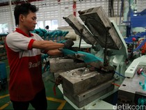 Kemenperin Ngaku Bingung Pabrik Sepatu Bata di Purwakarta Tutup