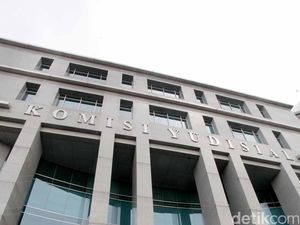 KY: Pengadil yang Punya Dosa Kecil Masih Boleh Daftar Calon Hakim Agung