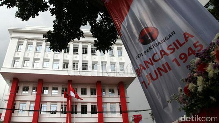 PDIP: SE Larang Kader Manfaatkan MBG untuk Jawab BGN soal Parpol Punya SPPG, Apakah Ini Cobaan bagi Kader?