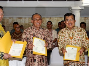 Agung Laksono Yakin Ical Terima Tim Transisi dan Setujui Munas