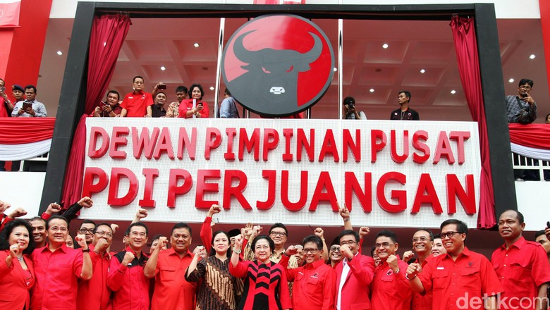 Puan, Tjahjo dan Pramono Anung Belum Di-PAW dari DPR, Ada Apa PDIP? Puan, Tjahjo dan Pramono Anung Belum Di-PAW dari DPR, Ada Apa PDIP?