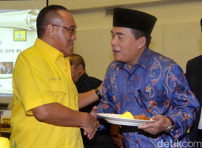 MA Menangkan Ical, ini Kata Akom Soal Munas Golkar