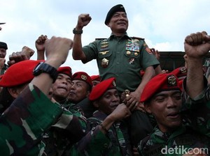SBY Punya Tradisi Pergiliran Panglima, DPR: Sekarang Hak Prerogatif Jokowi