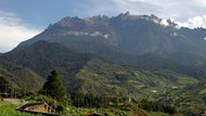 9 Gunung Tertinggi di Malaysia, ada Kinabalu hingga Yong Belar