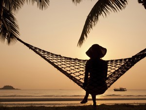 Berjalan dalam Tidur, Marie Nyaris Tenggelam di Laut