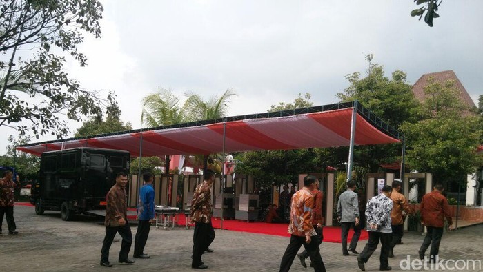 Jadi Penghulu Pernikahan Gibran-Selvi, Mukhtaroji: Tak Ada Perlakuan Khusus