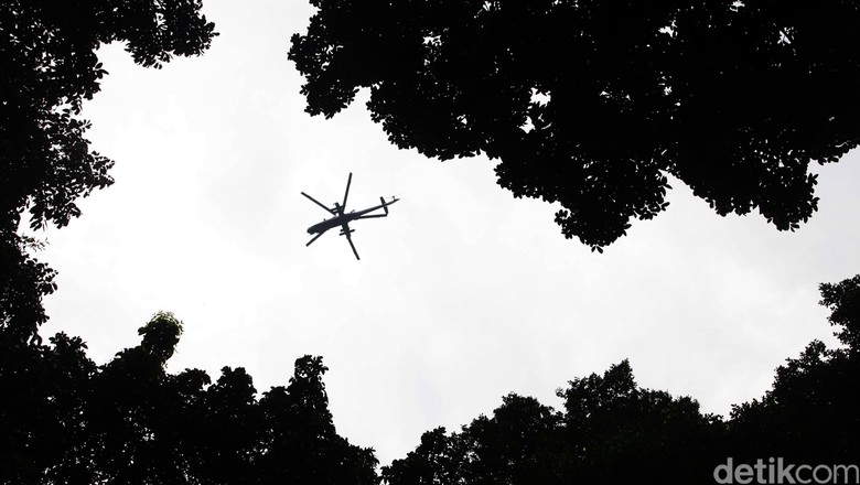 Heli TNI Jatuh di Poso Diduga Tersambar Petir Heli TNI Jatuh di Poso Diduga Tersambar Petir