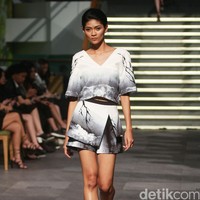 Tex Saverio Love, Bonito at Plaza Indonesia. Lamoda Caffe. Jakarta. 10/06/2015. [Foto: Mohammad Abduh/Wolipop]