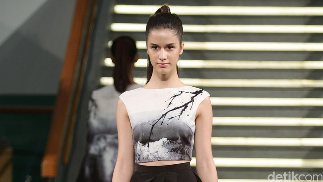 Tex Saverio Love, Bonito at Plaza Indonesia. Lamoda Caffe. Jakarta. 10/06/2015. [Foto: Mohammad Abduh/Wolipop]