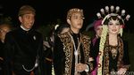 Membandingkan Momen Resepsi Nikah Gibran dan Kahiyang