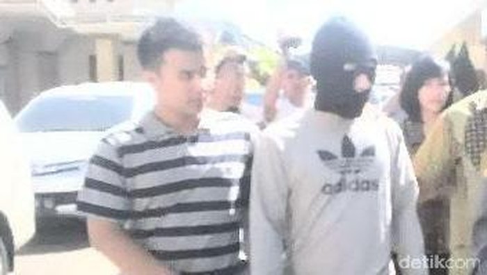 Dua WNA Diamankan Terlibat Penipuan Online Antar Negara