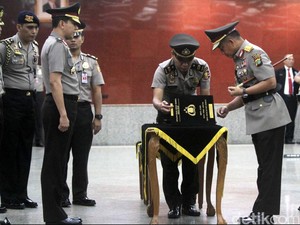 Mutasi Perwira Tinggi Polri, Kapolda Maluku Sampai Kapolda Kepri Diganti
